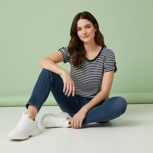 Navy striped Nautical Scoop Neck Cotton Teeshirt L Banana Republic